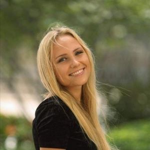 Meet your Posher, Marcelina